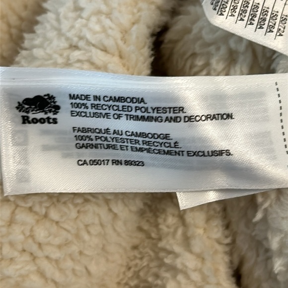 Roots Outdoors Cream Sherpa Quarter-Zip Pullover Size M - Picture 11 of 16
